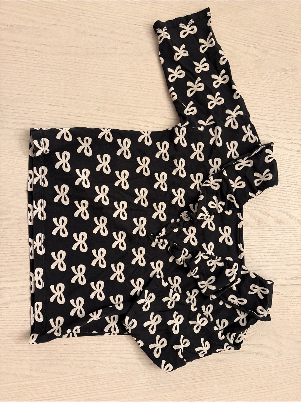 Tea Collection Black Top with Cream Bow Print